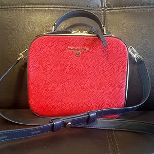 Cute red crossbody bag. MICHAEL KORS